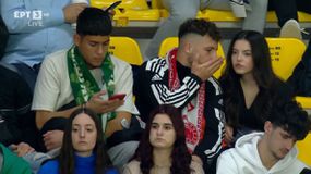 Φίλοι του Ολυμπιακού και του Παναθηναϊκού μαζί στο All Star Game του ΕΣΑΚΕ (vid)