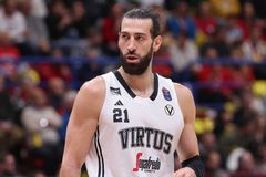 Βίρτους Μπολόνια: Αποχαιρέτησε τον Σενγκέλια με το πιο συγκινητικό βίντεο (vid)