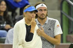 Αθεράπευτα ερωτευμένος με την Μπαντόσα ο Τσιτσιπάς και το έδειξε και δημόσια: «Αγαπημένη μου Πάουλα...»