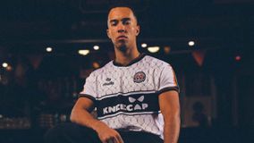 Η Μποέμιανς κυκλοφορεί φανέλα για την ενίσχυση της Παλαιστίνης (pics)