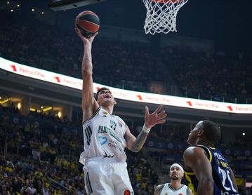 Τα τελευταία συγκλονιστικά λεπτά στο μεγάλο διπλό του Παναθηναϊκού στην Κωνσταντινούπολη (vid)