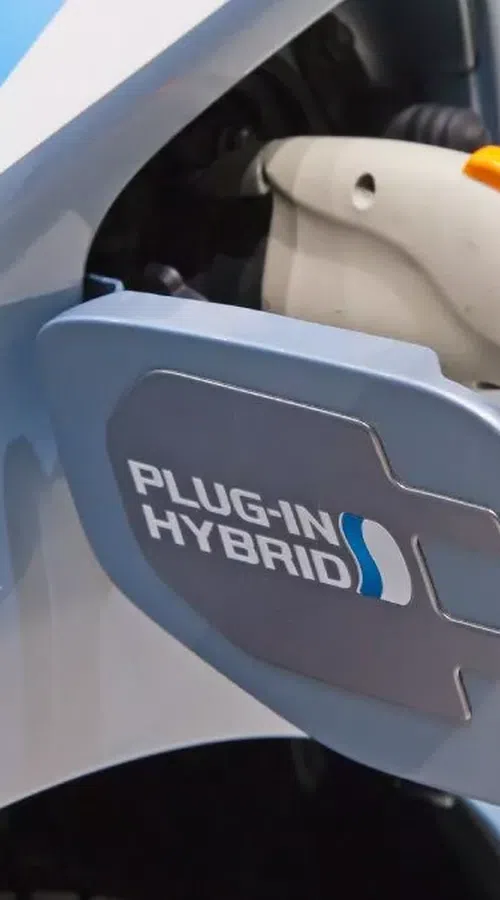 Γιατί οι Γερμανοί προτιμούν τα plug-in υβριδικά;