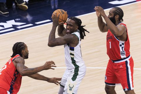 Η κατάσταση του Πρινς και η κίνηση των Μπακς για ενίσχυση