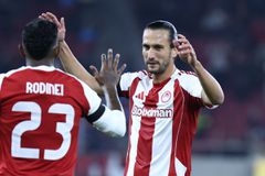 Με ωραίο πλασέ ο Γιαζίτσι έκανε το 1-0 για τον Ολυμπιακό κόντρα στον Ηρακλή