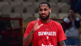 Ο Μόντε Μόρις επέλεξε το νούμερο του Σλούκα στον Ολυμπιακό (pic)