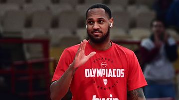 Ο Μόντε Μόρις επέλεξε το νούμερο του Σλούκα στον Ολυμπιακό (pic)