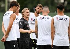 Δυο ημέρες μετά την απόλυσή του, ο Νταβίντε Νίκολα επέστεψε στον πάγκο της Σαλερνιτάνα!