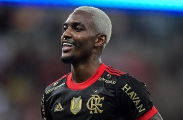 Ραμόν: Η συνύπαρξη με τον Ροντινέι, το τραγικό δυστύχημα με διανομέα και οι 26 Βραζιλιάνοι που έπιασαν... λιμάνι πριν από αυτόν (vids)