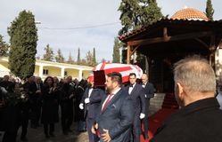 Το τελευταίο «αντίο» στον Γιώργο Δαρίβα (vid & pics)