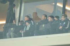 Παρουσία Αλαφούζου και Αντίνο στην OPAP Arena το ΑΕΚ - Παναθηναϊκός (vid)