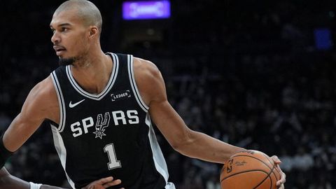 Επιστροφή στις νίκες για τους Σπερς, υπέταξαν τους Τζαζ στη Γιούτα