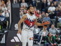 Απίθανη Μπασκόνια έρχεται στην Αθήνα τρέχοντας με... 130 για το ματς με τον Παναθηναϊκό!