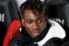 Ισοπεδώθηκε πλήρως το κτήριο που έμενε ο Ατσού (vid)