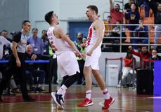 «Φωτιά» για 10 λεπτά ο Ολυμπιακός, 11-0 τον Παναθηναϊκό και τελικός κόντρα στο παρελθόν του