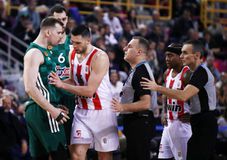 Παπανικολάου: «Μην στοχοποιείτε τον Αγραβάνη, αν έκανα λάθος ζητάω συγγνώμη»