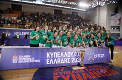 «Σάρωσε» τις Εσπερίδες και έβαψε... πράσινο το Κύπελλο Ελλάδας ο Παναθηναϊκός