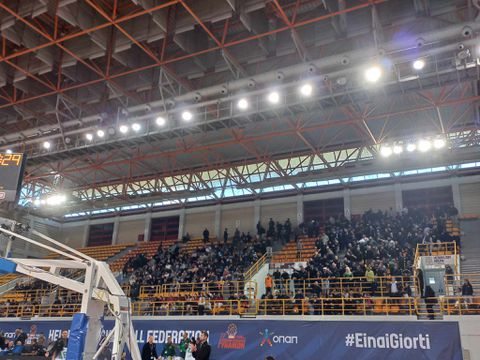 #EinaiGiorti σε άδειες εξέδρες ο τελικός του Κυπέλλου Γυναικών Παναθηναϊκός - Εσπερίδες