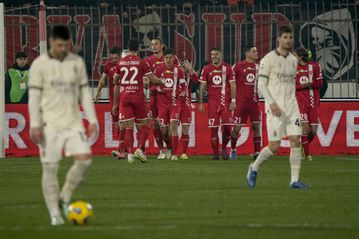 Η απίθανη Μόντσα «λύγισε» τη Μίλαν σε ματς-θρίλερ με... buzzer beater