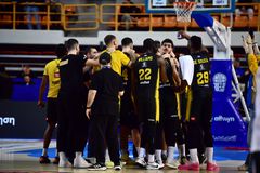 Απίστευτο! Η ΕΟΚ απαγόρευσε στο Μαρούσι να πάει στο γήπεδο να δει τους αγώνες λόγω… sold out!