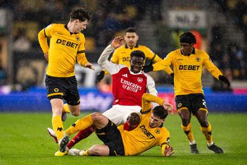 Ψυχρολουσία για την Άρσεναλ - Νέο στραβοπάτημα κόντρα στην Γουλβς