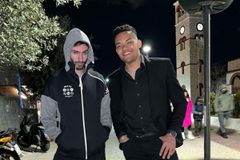 Τεντόγλου σε Καραλή: «Θα πάμε κάπου πολύ fancy για τα γενέθλια μου, όποτε ντύσου καλά» κι εκείνος έβαλε... φόρμα