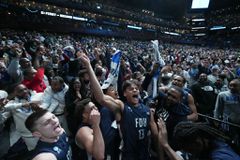 Το παραμύθι του Ντίκινσον, μία από τις μεγαλύτερες εκπλήξεις στην ιστορία του Κολεγιακού πρωταθλήματος (vids)