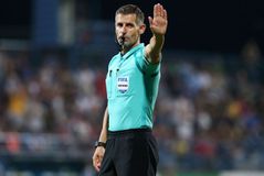 Το σκληρό μεροκάματο του Σιδηρόπουλου: Θα φύγει 01:00 από τη Νέα Φιλαδέλφεια και 13:00 πρέπει να είναι σε άλλο γήπεδο!