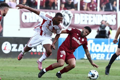 Ολυμπιακός: «Εισιτήρια και στις θύρες 26-27 - Θέλαμε να δώσουμε εισιτήρια στους φίλους της ΑΕΛ»