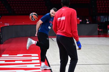 Νιλικίνα, Γουόρντ και Νετζήπογλου το... γυρίσανε στο ποδόσφαιρο (vid)