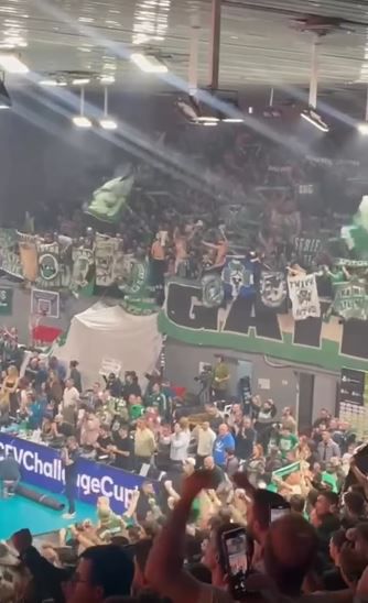 Αποθέωση για τα «Φίνα Κορίτσια» παρά την απώλεια του Challenge Cup (vid)