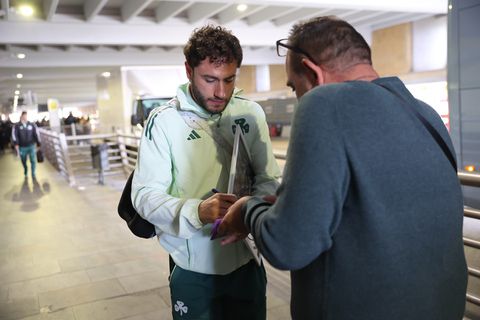 Παναθηναϊκός: Έφτασε στη Σεβίλλη, πόλος έλξης οι Καλάμπρια, Ρενάτο και Ταμπόρδα