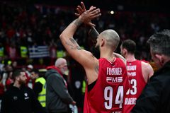 Όταν αρχίσει να «βρέχει» στο ΣΕΦ, δύσκολο να  σταματήσει...