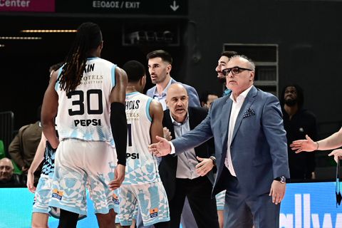 Σταύρος Ελληνιάδης: «Τα συγχαρητήρια του Θανάση Γιαννακόπουλου στον Ολυμπιακό και... η απογοήτευση για τον Διαμαντίδη»