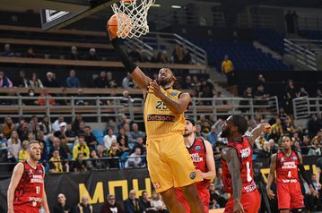 Ανησυχία και αβεβαιότητα για το μέλλον της ΑΕΚ, ο Αγγελόπουλος αποφασίζει για την επόμενη ημέρα