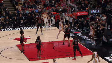 Εντυπωσιακές πτήσεις στο Play-In και... πόστερ Μάρεϊ στην κορυφή (vid)