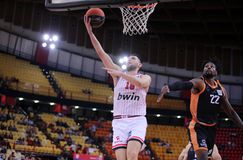 Ο Ολυμπιακός υποδέχεται τον Προμηθέα με το μυαλό στην Μπαρτσελόνα