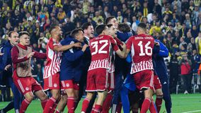 Τα highlights από την επική πρόκριση του Ολυμπιακού στην Πόλη με Σούπερμαν Τζολάκη