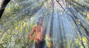 Ο «Ταρζάν» Καβάνι παρουσίασε τη δική του μάρκα κρασιών με σήμα κατατεθέν τον πανηγυρισμό του! (vid)