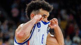 Εντός έδρας ήττα με κατοστάρα για την Εφές λίγο πριν αντιμετωπίσει τον Παναθηναϊκό στο ΟΑΚΑ