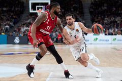 LIVE: ΡΕΑΛ ΜΑΔΡΙΤΗΣ - ΜΠΑΓΕΡΝ ΚΑΙ Ο ΟΛΥΜΠΙΑΚΟΣ ΜΑΘΑΙΝΕΙ ΑΝΤΙΠΑΛΟ ΓΙΑ ΤΑ PLAYOFFS