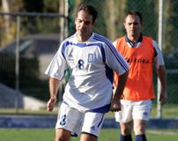 Ποιες εκλογές; Ο Κυριάκος Μητσοτάκης θα παίξει ποδόσφαιρο μια μέρα πριν τις κάλπες