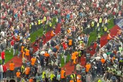 Χαμός στο τέλος του Σαουθάμπτον - Γουέστ Μπρομ: Ξέσπασαν επεισόδια μεταξύ των δύο ομάδων (vid)