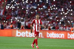 Έρχεται ο Καμπελά στον Ολυμπιακό, υπογράφουν τα νέα συμβόλαια οι Γκαρθία και Μπιανκόν