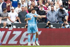 Η Νότιγχαμ απέδρασε από το Λονδίνο και συνεχίζει το... κυνήγι του Champions League