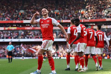 Η γκολάρα του Ράις έστειλε την Άρσεναλ στο Champions League