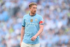 Ντε Μπρόινε για το μέλλον του: «Μιλάω με αρκετές ομάδες, η απόφαση είναι περίπλοκη»