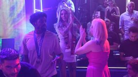 Τα λικνίσματα της Μπέριλ που εξάπτουν την Fantasia (vid)