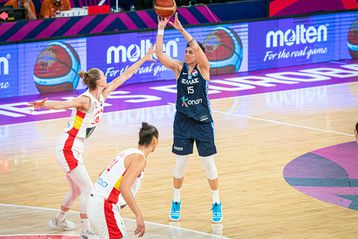 «Λύγισε» από την Ισπανία και τερμάτισε τρίτη στον όμιλο η Εθνική Γυναικών