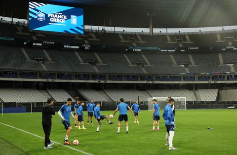 Το επιβλητικό Stade de France κόστους 364 εκατ. ευρώ, που θα φιλοξενήσει την Εθνική Ελλάδας και η τρομοκρατική επίθεση (gallery)