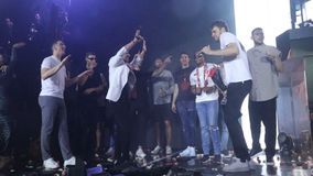 Ολυμπιακός: Ο χορός των πρωταθλητών στην πίστα